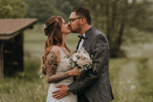 Hochzeitsfotografie Fotoreportage Hochzeit Altishofen Eschenbach Hügi Event Brautpaar