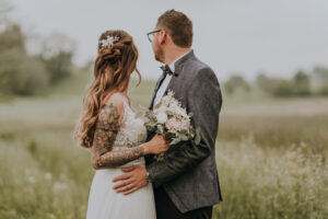 Hochzeitsfotografie Fotoreportage Hochzeit Altishofen Eschenbach Hügi Event Brautpaar